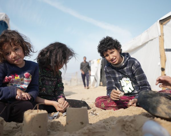 Ammar og hans børn, Almawasi, Gaza.