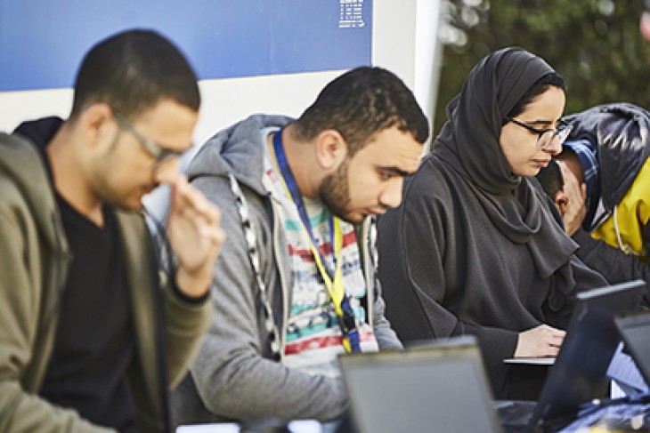 Gruppe af unge på Riseup Festival i Cairo, Egypten