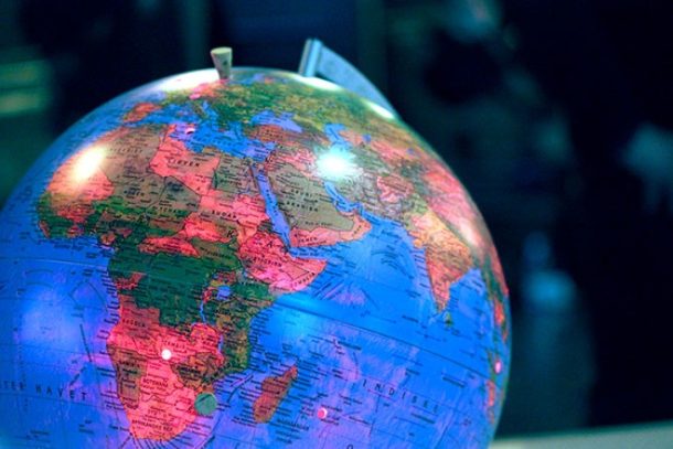 Ny rapport: EU's største banker tjener milliarder i skattely