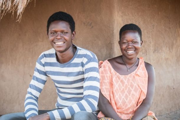 Clement Bhotosa og hans søster Rose, Bidibidi-flygtningelejren, Uganda.