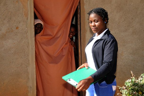 Nelia Visado, 19-årig gift skolepige i Alto Moloque, Mozambique